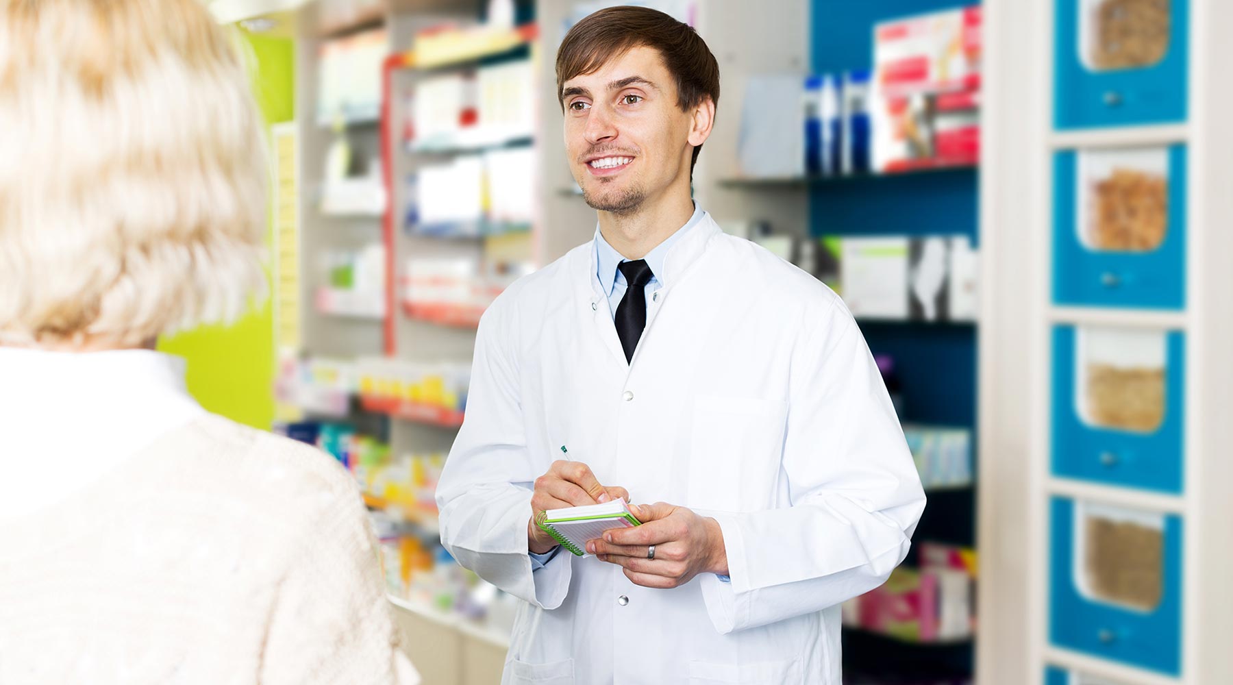 2021_5-Benefits-Pharmacy-Tech-1